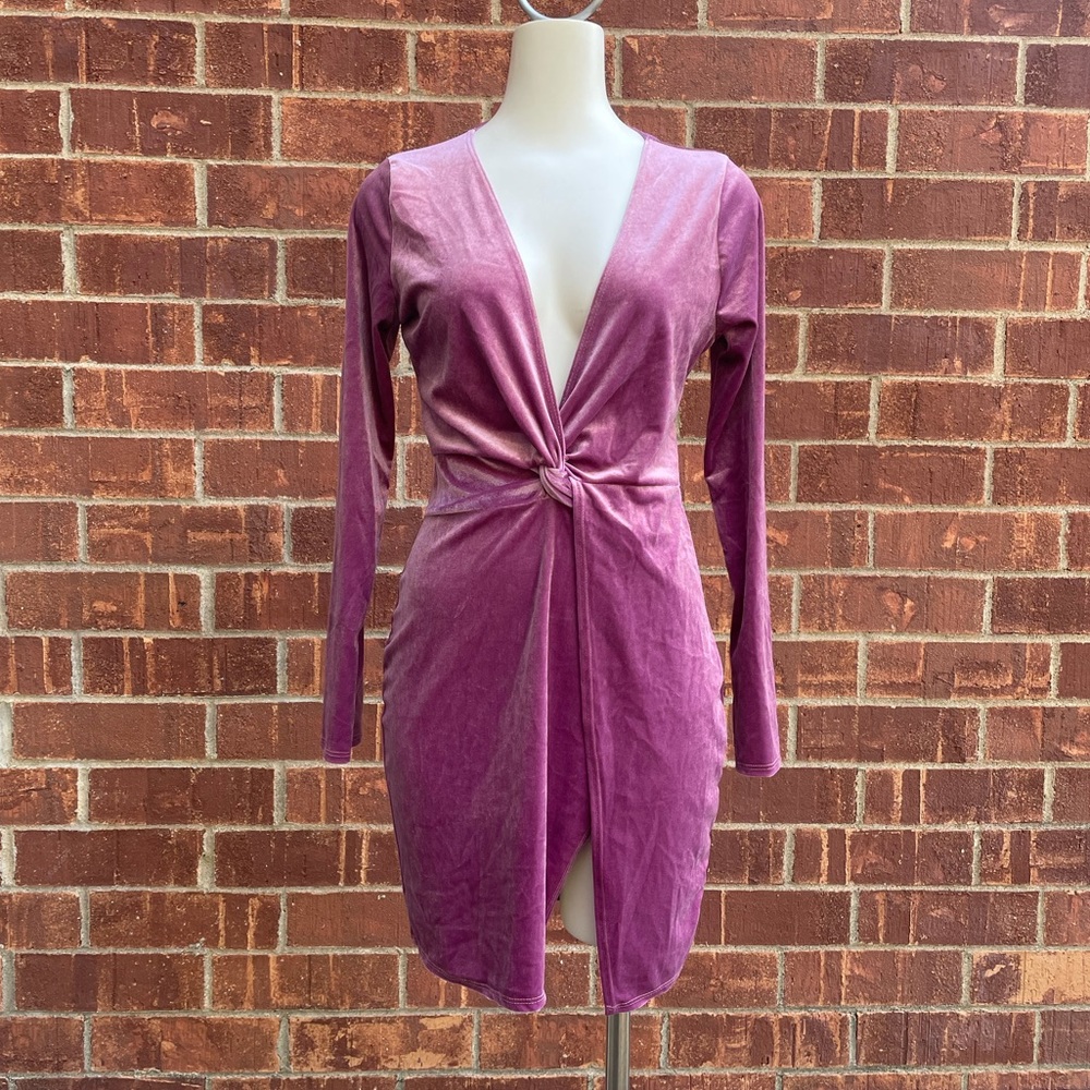 NWT Fashion Nova Velvet Knot Dress (Large)